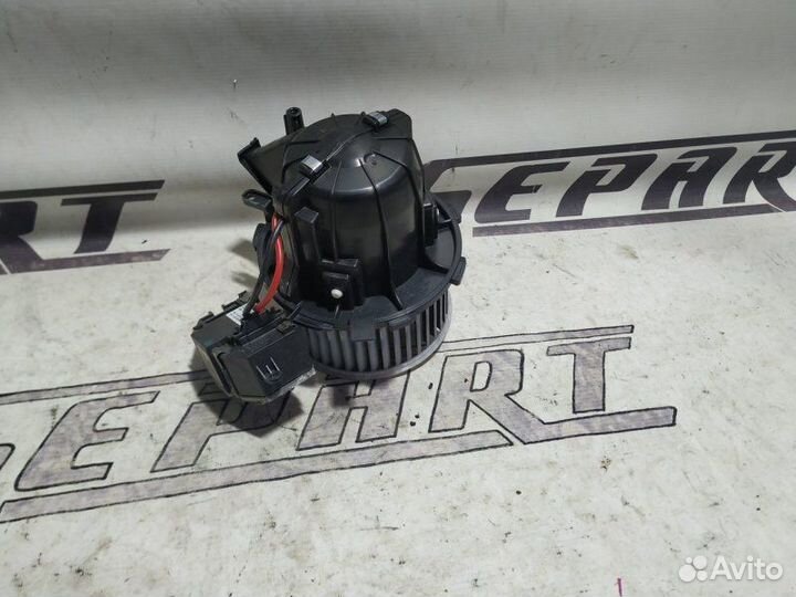 Моторчик печки Audi Q5 8R 2008—2012