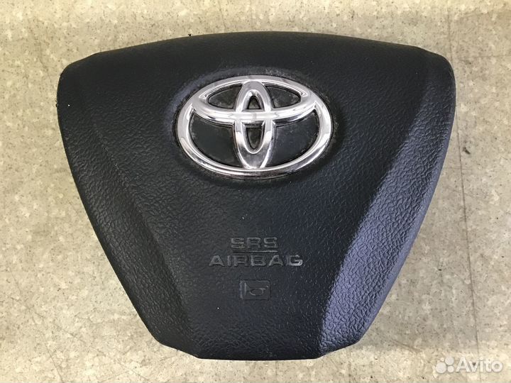 Подушка безопасности в рулевое колесо Toyota Camry