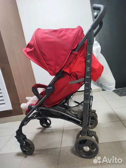 Прогулочная коляска трость chicco lite way