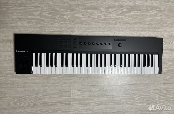 Midi-контроллер Native Instruments A61