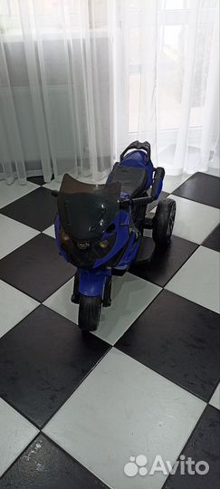 Детский электромобиль бу