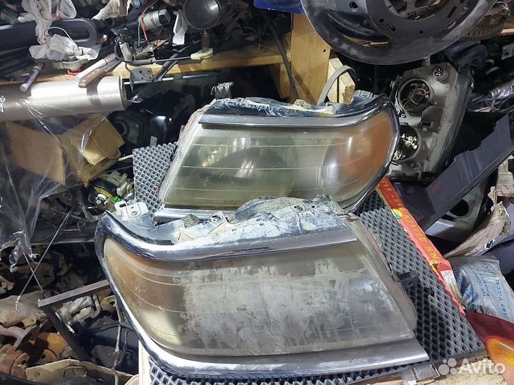 Фары для Mitsubishi Pajero Sport 1 1999-2008