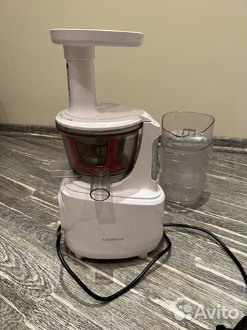 Шнековая соковыжималка Kambrook AJM401