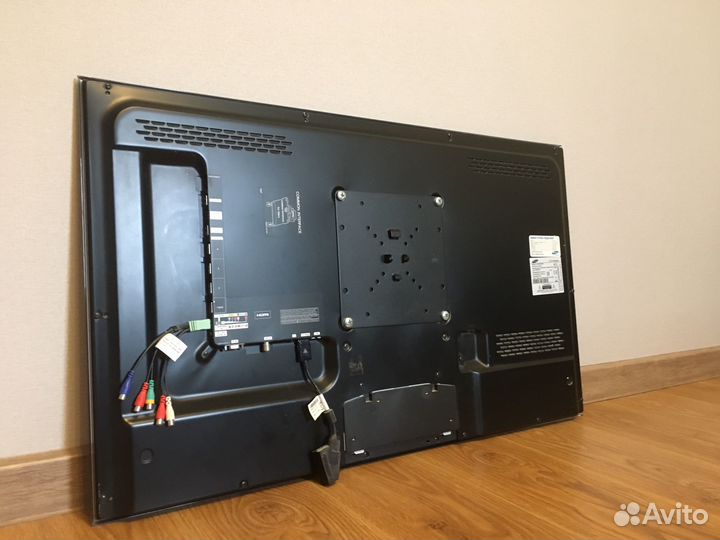 Телевизор Samsung ue40d5000pw