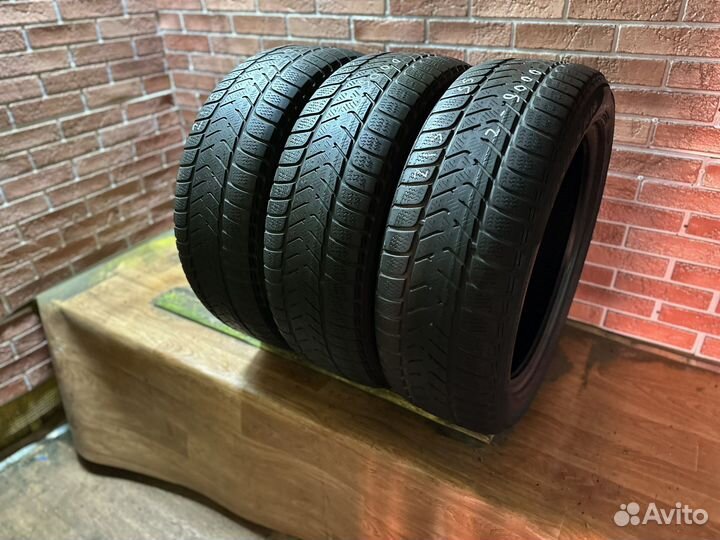 Pirelli Winter Sottozero 3 215/55 R18 99V