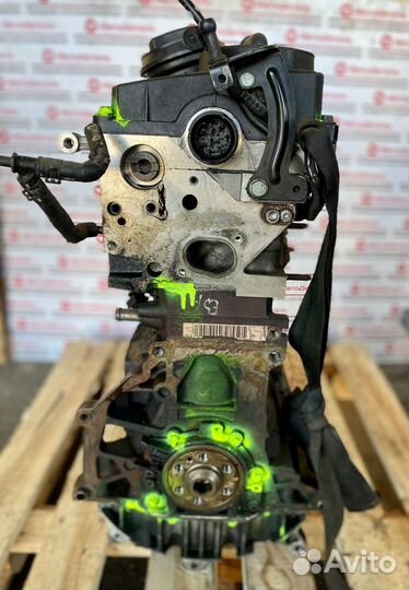 Двигатель контрактный Volkswagen BKD 2.0