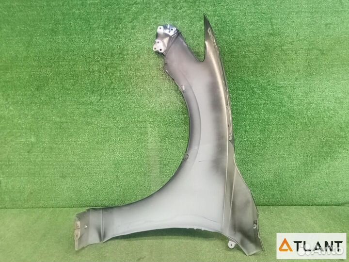 Крыло переднее правое mazda atenza