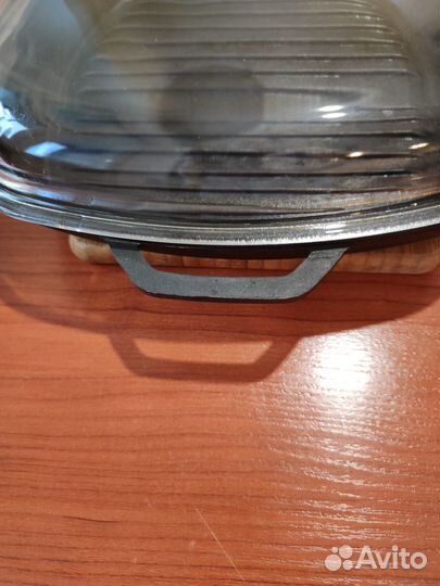 Чугунная сковорода гриль со стеклянной крышкой