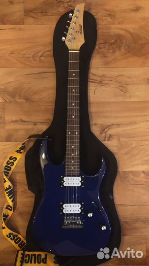 Электрогитара с комбоусилителем