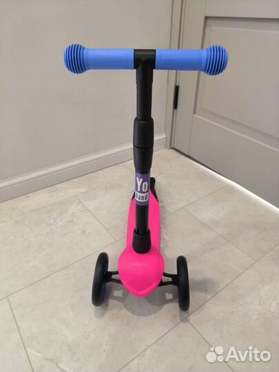 Самокат детский трехколесный новый