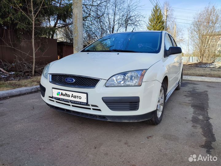 Ford Focus 1.4 МТ, 2006, 207 000 км