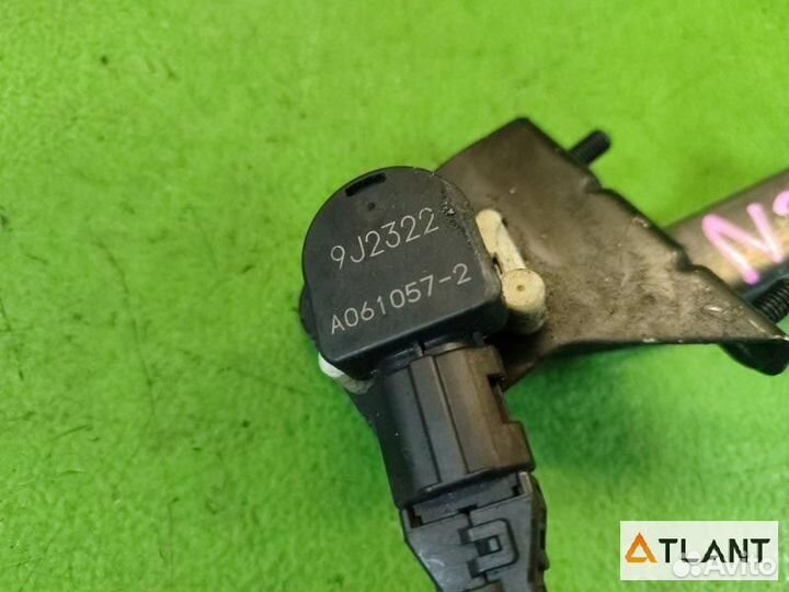 Датчик уровня кузова задняя toyota camry