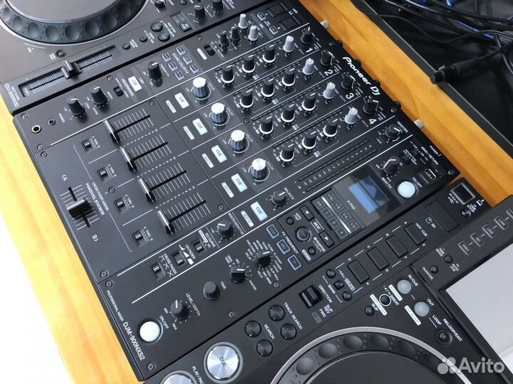 Dj комплект Pioneer CDJ 2000 NXS2 + DJM 900 NXS2