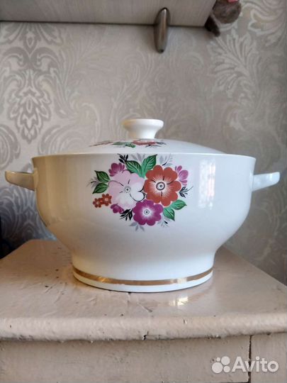 Супница Хайта