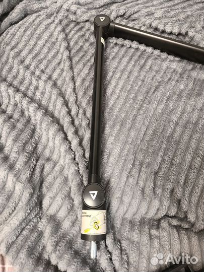 Микрофонная стойка/пантограф thronmax Zoom S3-TM01