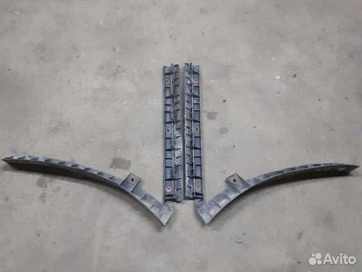 Направляющие заднего бампера фольксваген пассат б5