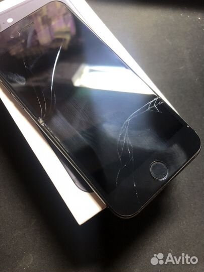 iPhone 7, 32 ГБ