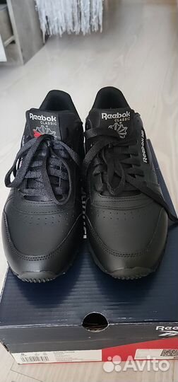 Кроссовки reebok classic унисекс 40.5