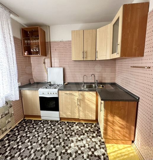 2-к. квартира, 51 м², 4/9 эт.