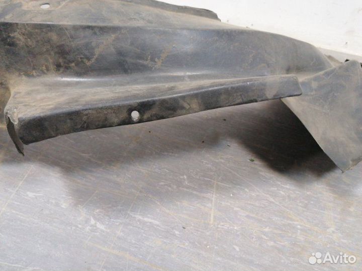 Подкрылок локер передний левый Chery Fora A21