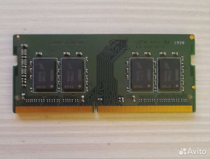 Оперативная память для ноутбука 4GB Crucial