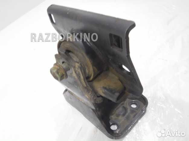 Кронштейн двигателя