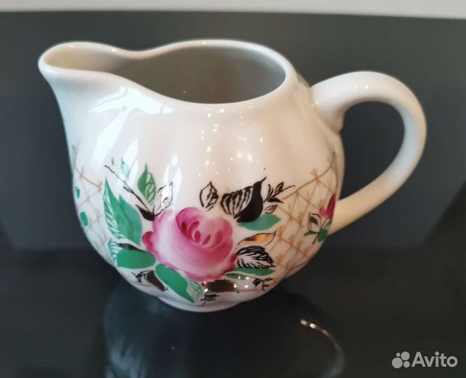 Соусники, сливочники. Фарфор. Винтаж