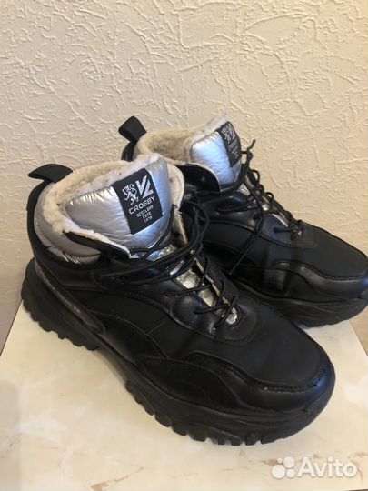 Кроссовки зимние женские crosby разм.39