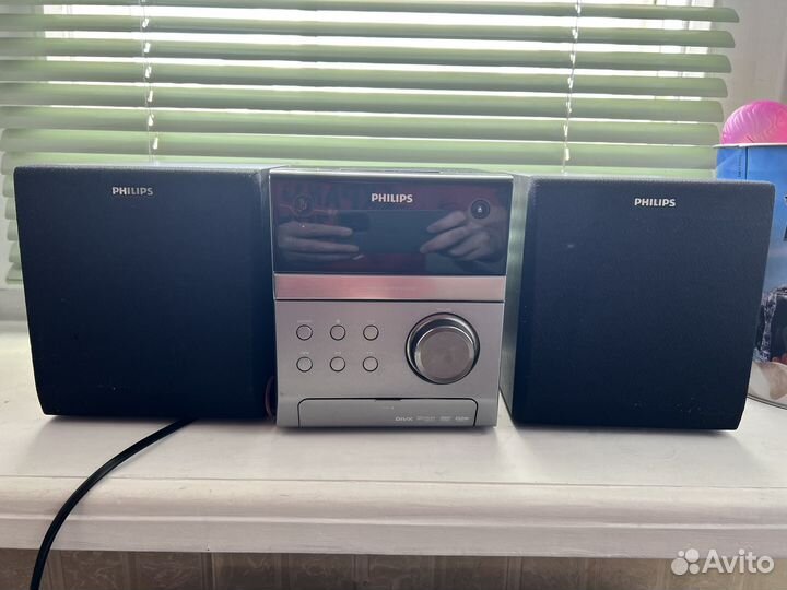 Музыкальный уцентр/DVD Philips