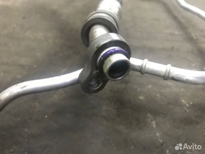 Трубка кондиционера Opel Astra H Z16XER