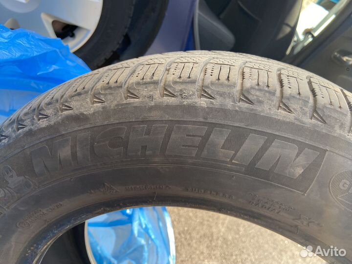 Michelin X-Ice 215/60 R16 99