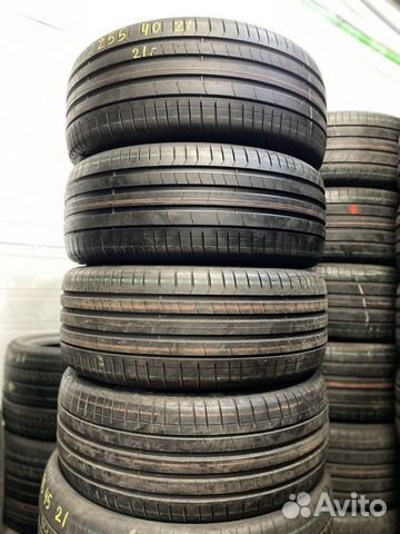 Pirelli P Zero PZ4 L.S. 255/40 R21 102Y