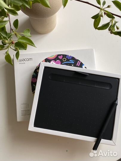 Графический планшет Wacom Intuos S Black