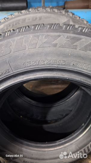 Bridgestone Blizzak Spike-01 185/65 R15 88T