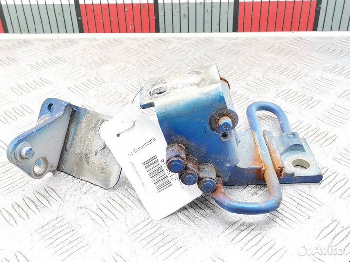 Петля для Volkswagen Touran 1