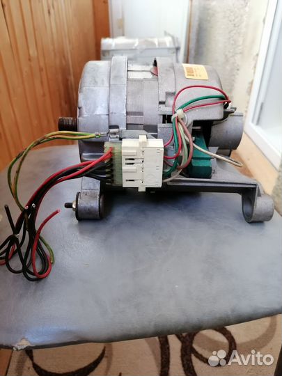 Мотор для стиральной машины ariston
