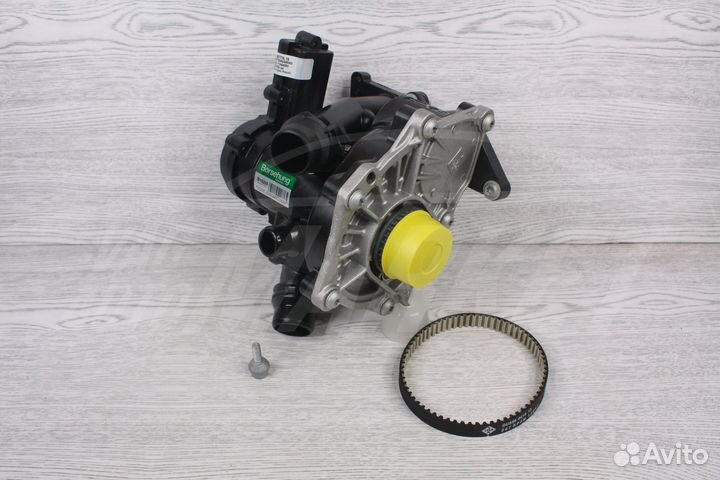 Помпа с термостатом 1,8 tfsi Audi A1 Sportback