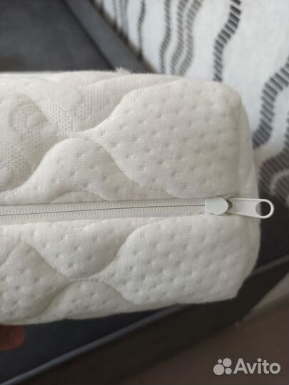 Новый матрас ортопедический в детскую кроватку