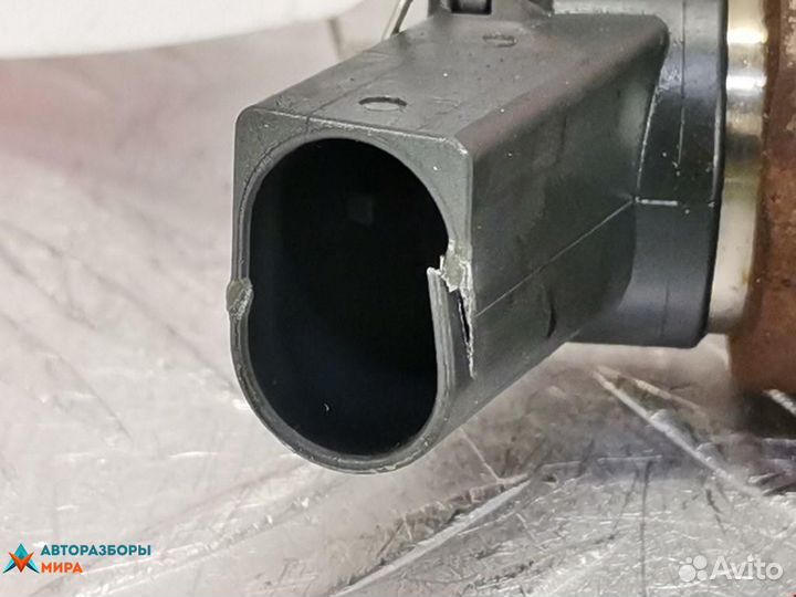 Форсунка BMW 1 E81/E82/E87/E88 2004 13537794435