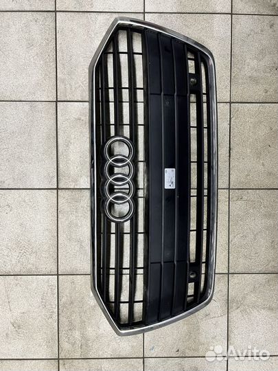 Решетка радиатора на Audi A6 Ауди A6 (C8) 2018