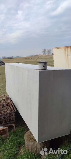 Емкость для гсм