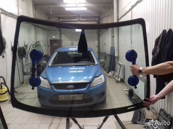 Лобовое стекло Форд Фокус
