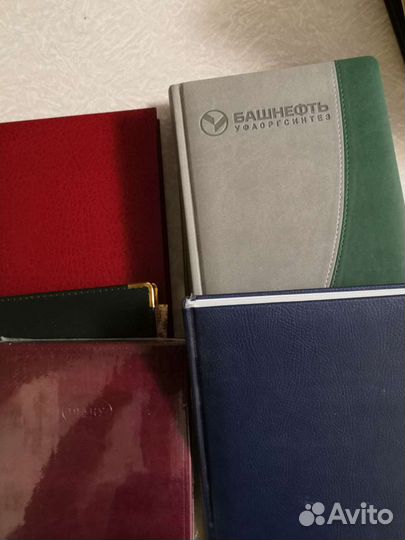 Блокноты ежедневники