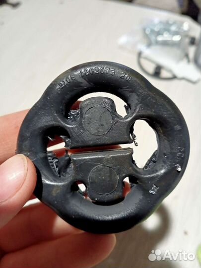 Подушки крепления глушителя ваз