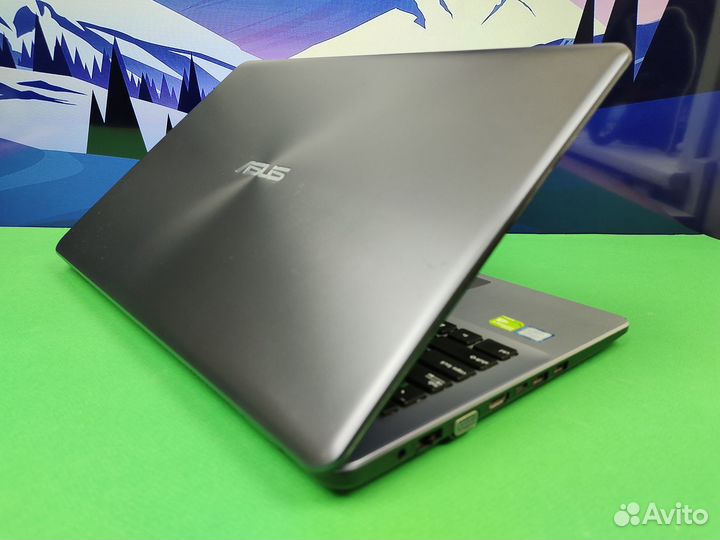 Ноутбук Asus/8 gb/SSD 256Gb/Windows 10