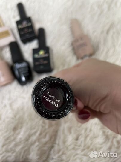 Гель-лаки/топы/базы/гели для ногтей