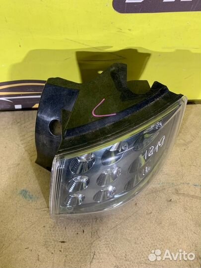 Фонарь заднего хода правый Mitsubishi Outlander XL