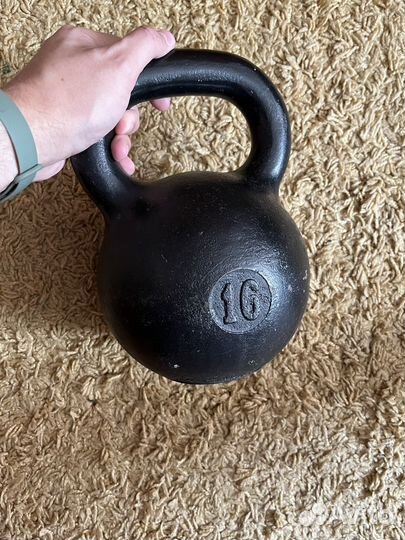 Гиря Титан чугунная 16 кг