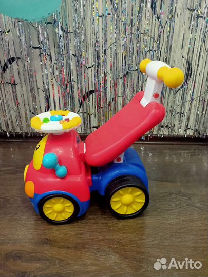 Машинка каталка толокар