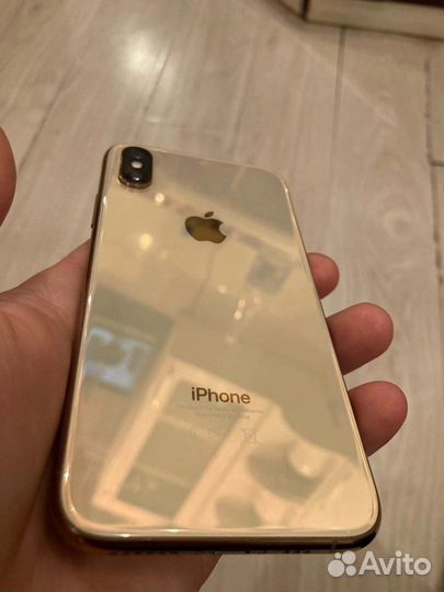 iPhone Xs, 64 ГБ